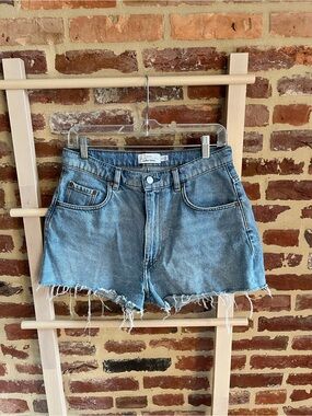& Other Stories Light Wash Distressed Denim Cutoff Shorts